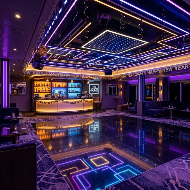 Festa a bordo de navio com luzes coloridas